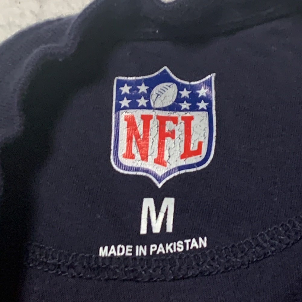 NFL Chicago Bears Men’s L/S Distressed Shirt, EUC, Size Medium - Picture 3 of 11
